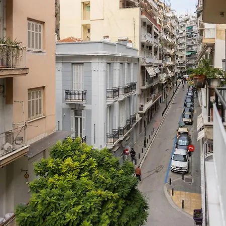 דירה Modern 2br With Balcony,