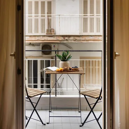 Modern 2br With Balcony,