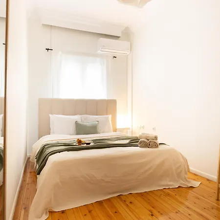 Modern 2br With Balcony, Appartement Thessalonique