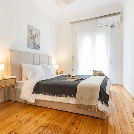 Modern 2br With Balcony, Apartment Thessaloniki