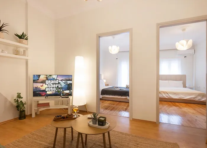 Modern 2br With Balcony, Διαμέρισμα *