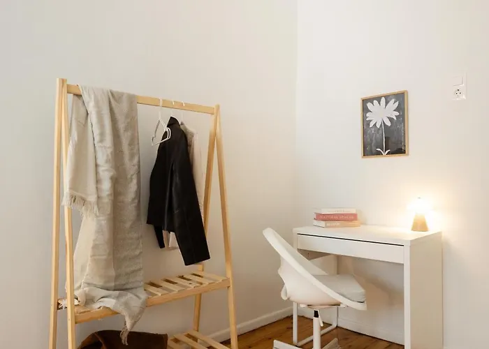 Modern 2br With Balcony, Διαμέρισμα