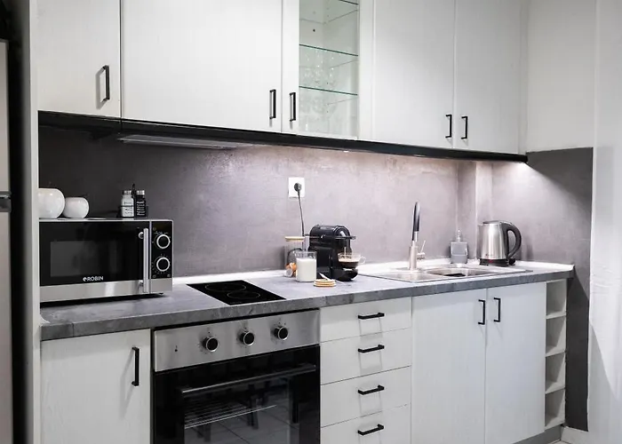 Modern 2br With Balcony, Θεσσαλονίκη
