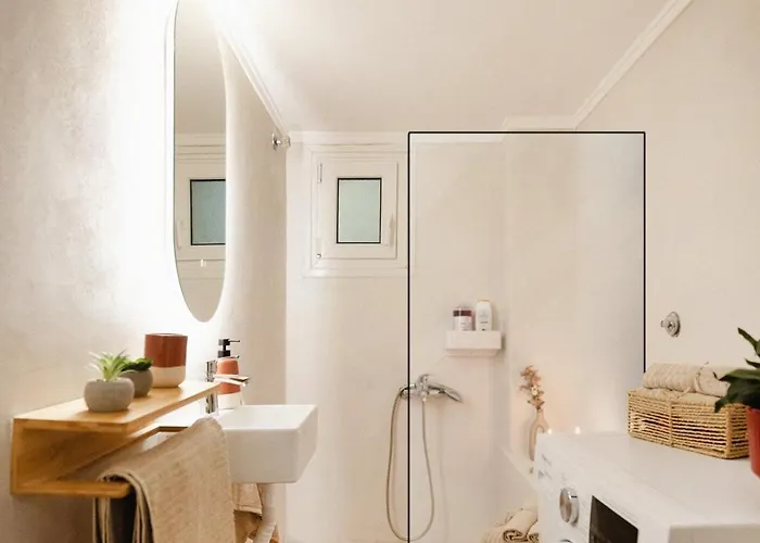 Modern 2br With Balcony, Apartamento