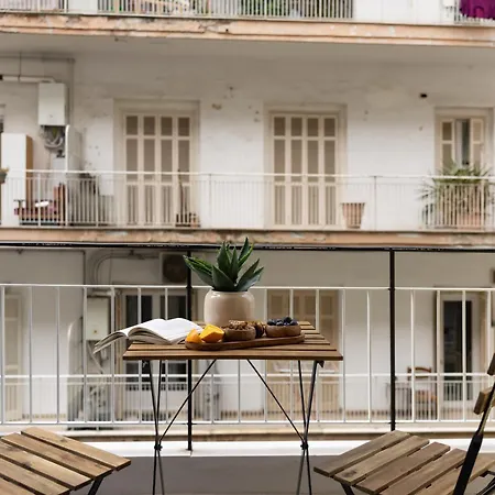 Modern 2br With Balcony, * Thessaloniki